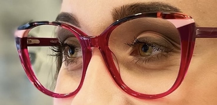 Mire figyelj 50-es nőként szemüvegkeret választásakor?