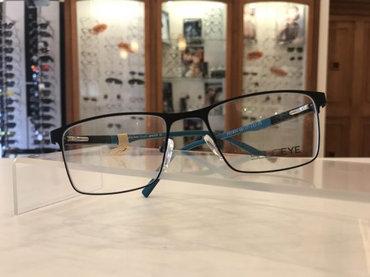SolidEye férfi szemüvegkeret - Szentes Tallián Optika